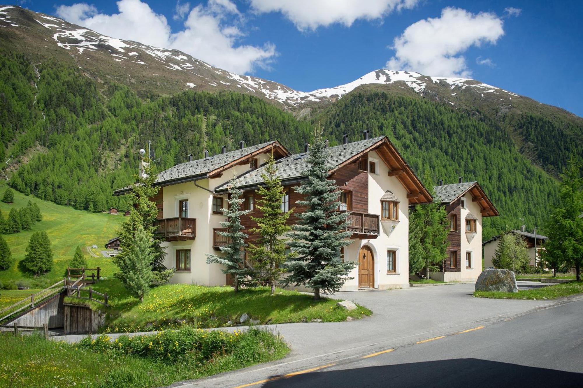 Residence Le Cascate Livigno Exterior photo